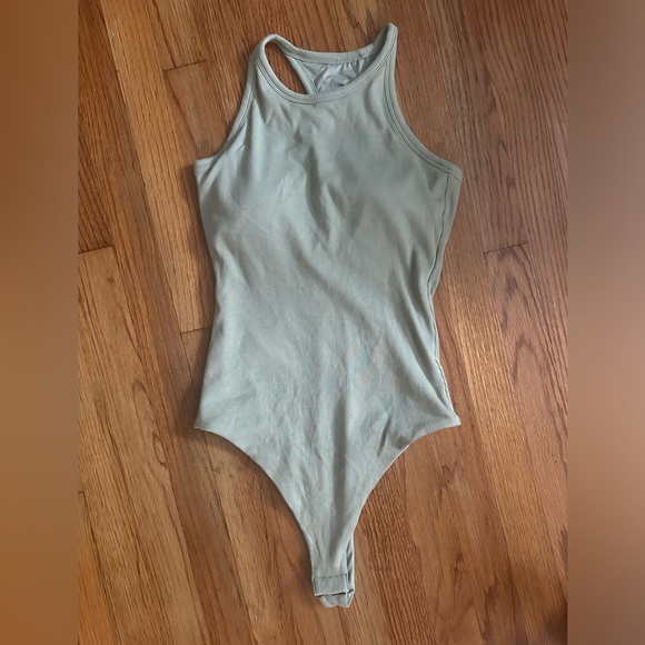 Bamboo High Neck Bramisuit | Sage Green | Medium - Picture 5 of 5